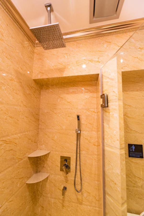 Ac Residence - Behind Cititel Hotel Кота Кинабалу Екстериор снимка